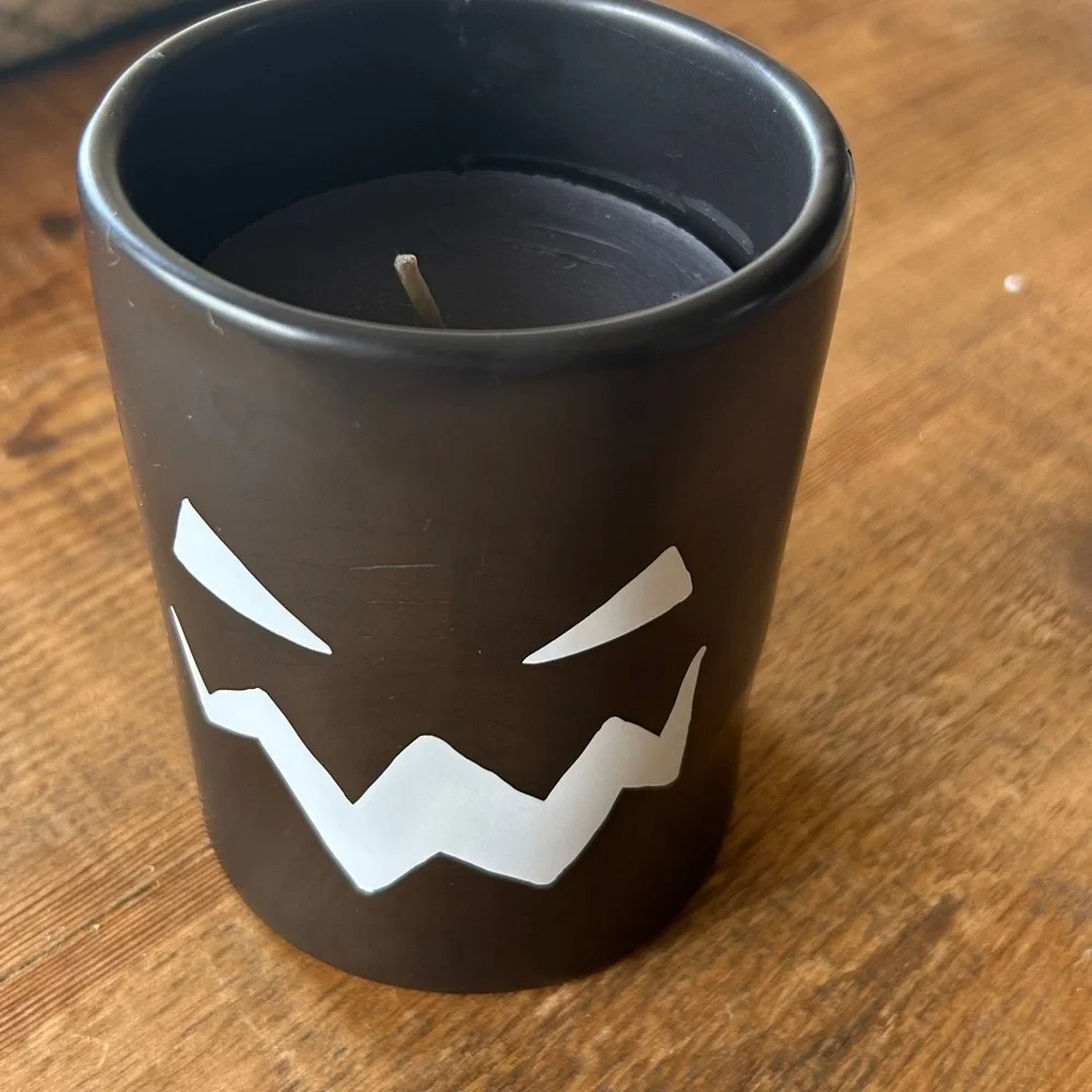 Black 'Boo' Candle - Picture 2 of 5